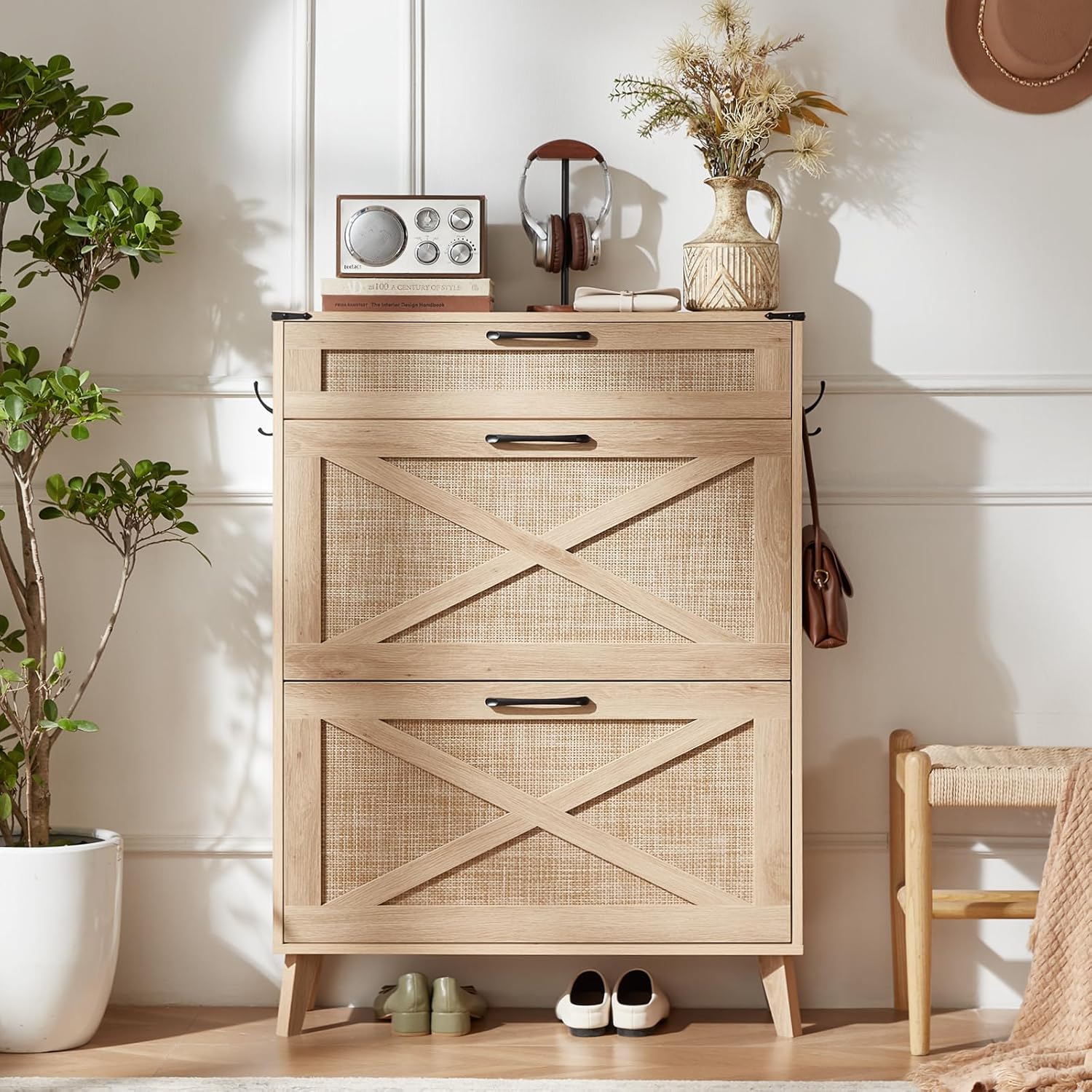 LEYAOYAO Shoe Storage Cabinet for Entryway with 2 Rattan Flip Drawers, Boho Narrow Shoe Cabinets for 16-20 Pairs Shoes with Large Drawers, Hidden Slim Shoe Rack with Wood Legs for Hallway, Natural Oak